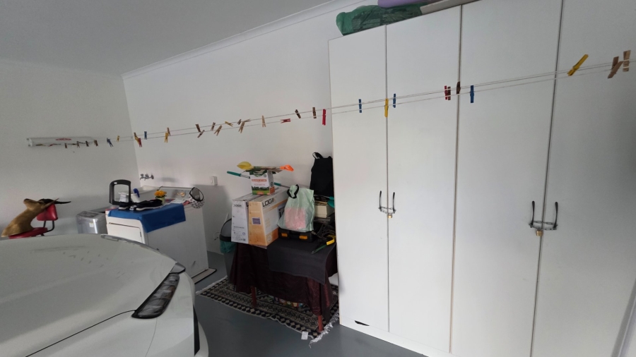 3 Bedroom Property for Sale in Seemeeu Park Western Cape